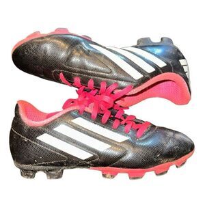 Kid’s adidas sz 2.5 soccer baseball field cleats sports w hot pink